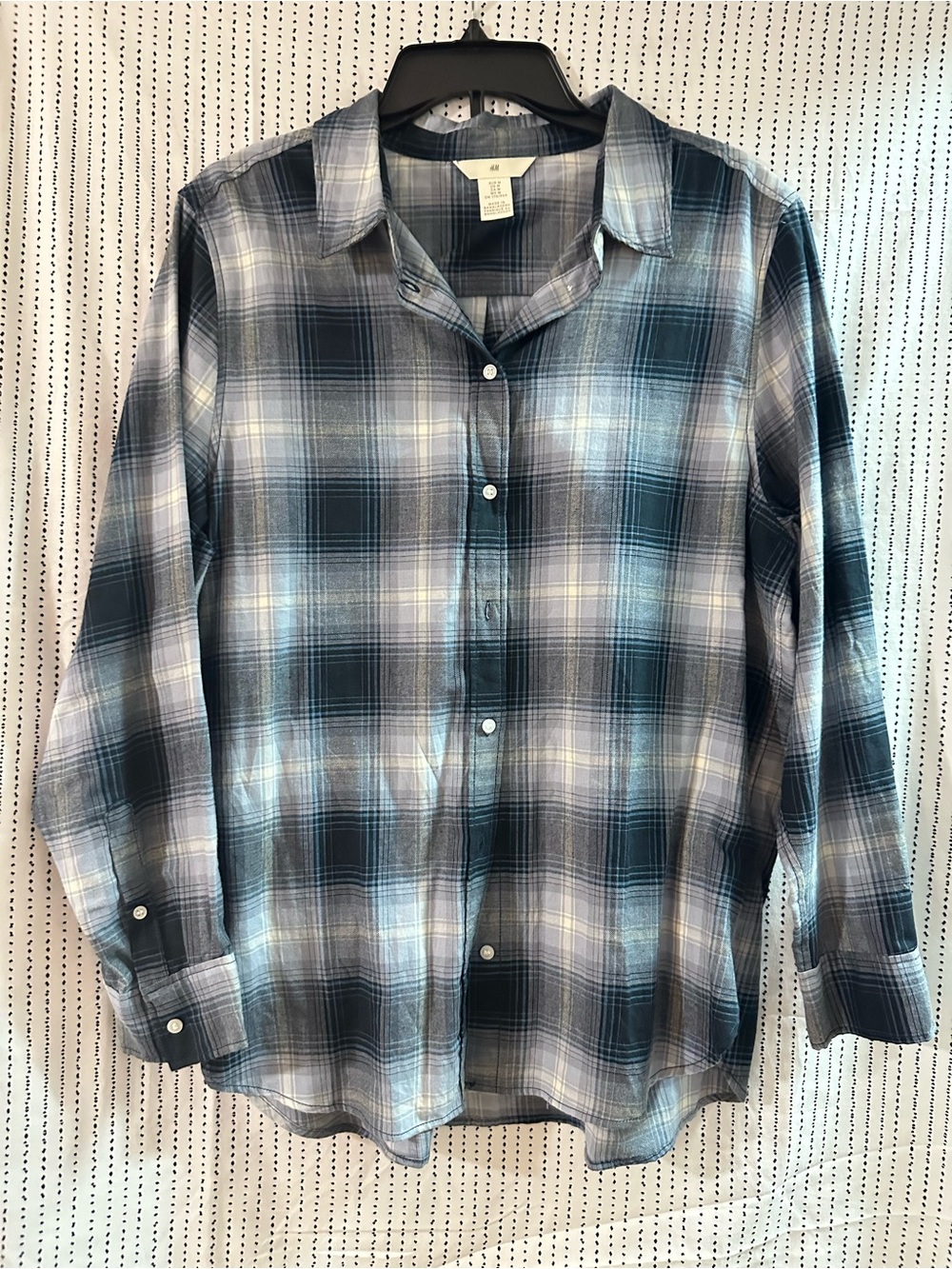 H&M Men's Blue and White Plaid Button-Down Shirt